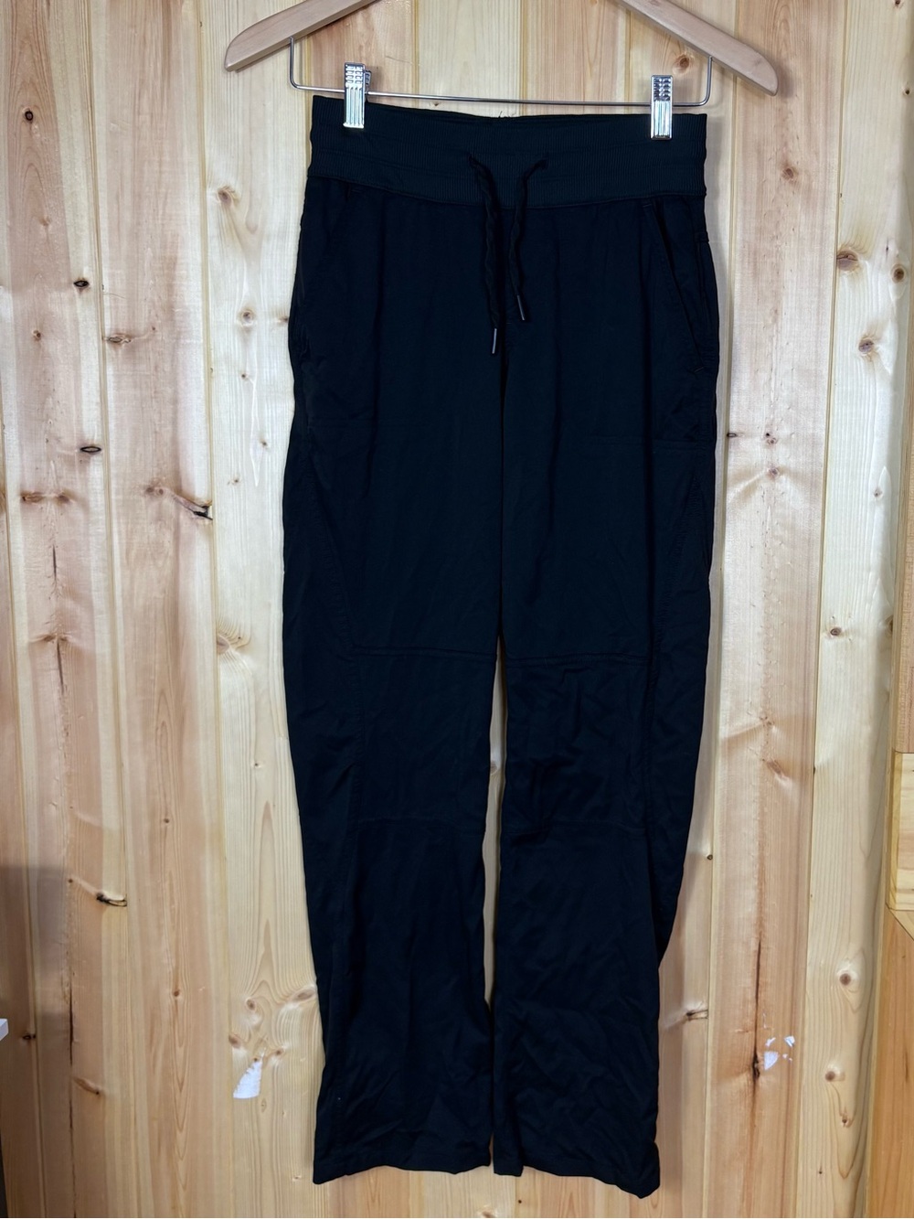 The North Face Women’s Aphrodite Pants Size XS outdoors Gorpcore secure pockets